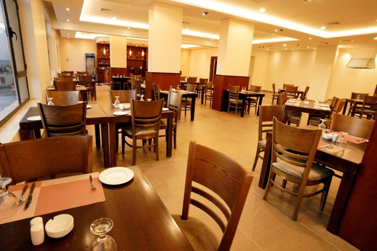 Baity Boutique Hotel Акаба Екстериор снимка