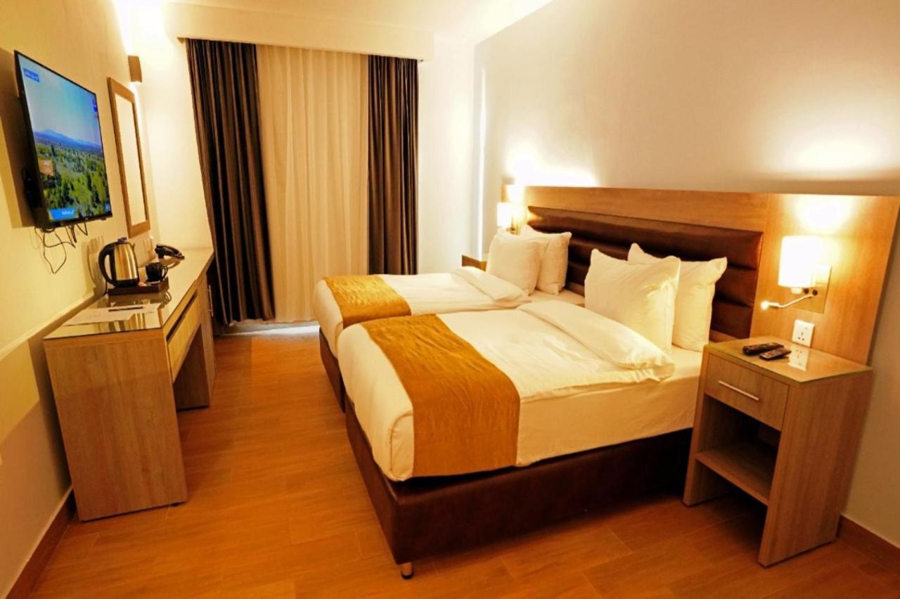 Baity Boutique Hotel Акаба Екстериор снимка
