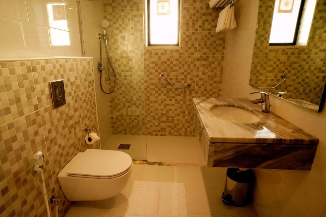 Baity Boutique Hotel Акаба Екстериор снимка